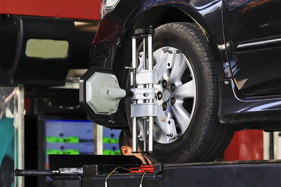 How Tire Alignment Prevents Steering Issues and Vibrations Bellflower, CA How Tire Alignment Prevents Steering Issues and Vibrations Bellflower, CA